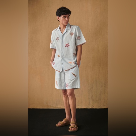 SEASHELLS EMBROIDERED SHIRT - Picture 3 of 3